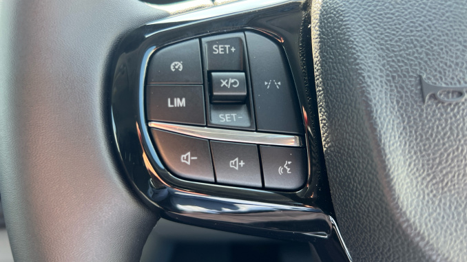 Ford Transit Custom E-320 L1 Rwd 100kW 71kWh H1 Van Limited Auto - Image 32